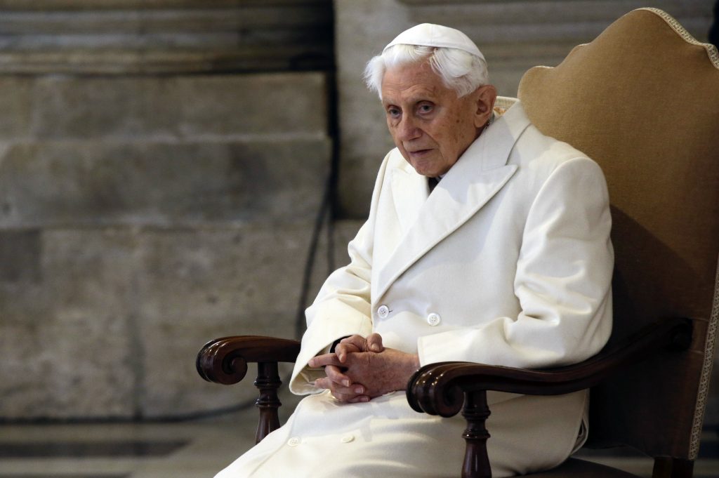 Emeritný pápež Benedikt XVI. tvrdo kritizuje nemeckú cirkev