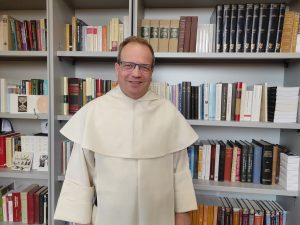 Rektor pápežskej univerzity: Kto len lamentuje nad sekularizmom, môže sa stať nepriateľom sám sebe