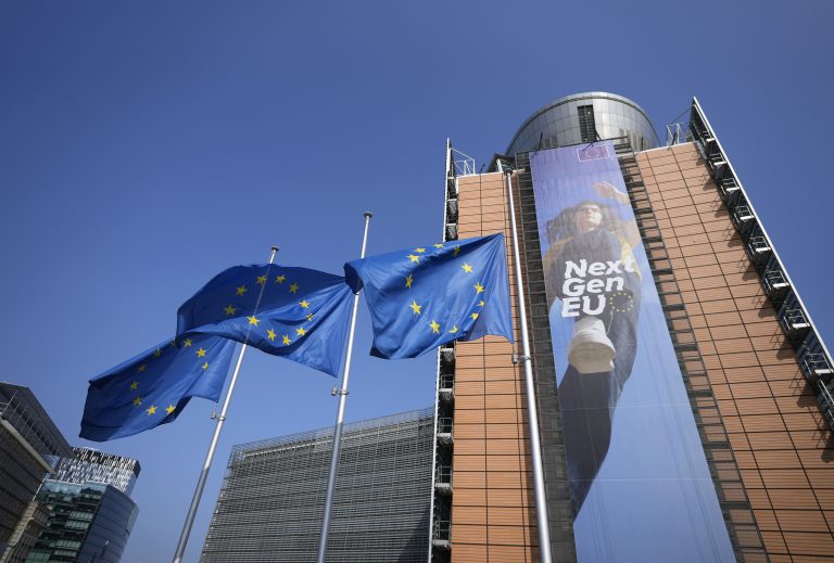 Eurokomisia postúpila Svetovej obchodnej organizácii dva obchodné spory s Čínou