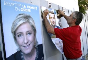 Le Penová a Zemmour majú problém. Zatiaľ sa im nepodarilo získať dosť podpisov na kandidatúru a čas sa kráti