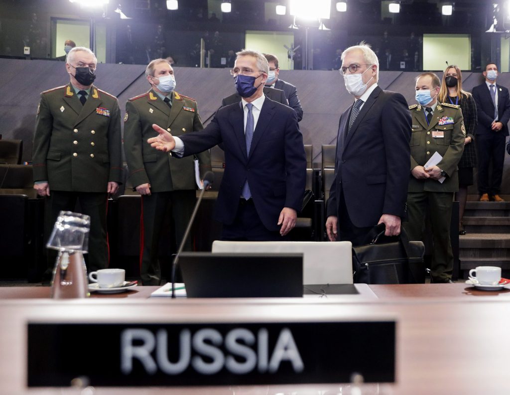 Stoltenberg: NATO jednohlasne odmietlo ruské požiadavky, ale chce dalšie rokovania