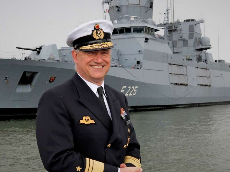 Šéf námorných síl Nemecka končí. Uviedol, že Putin si zaslúži rešpekt a kritizoval reči o vpáde na Ukrajinu