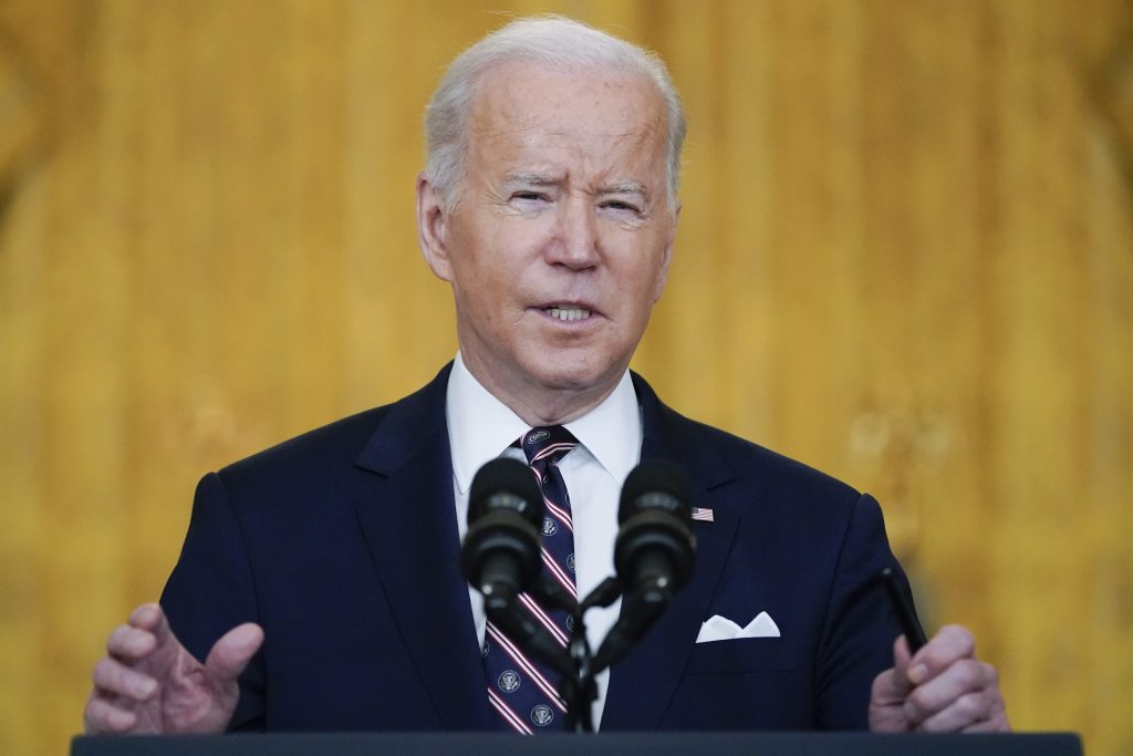 Biden: Putin je agresor. Vybral si vojnu. On a jeho krajina ponesú následky