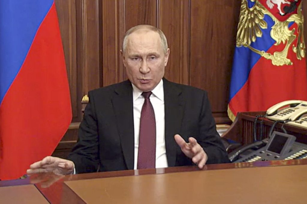 Putin vo vyhlásení vojny: Nechceme Ukrajinu obsadiť, ale demilitarizovať a denacifikovať