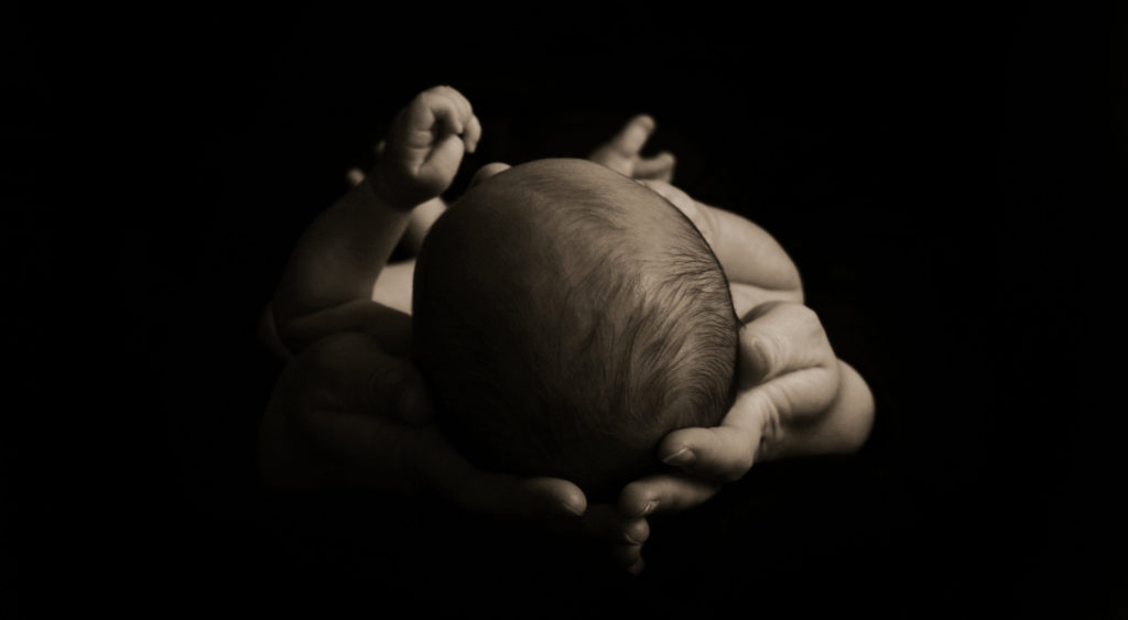 Ak narodené dieťa necháte zomrieť, vyhnete sa trestu. Pro-liferi varujú pred návrhom zákona z USA