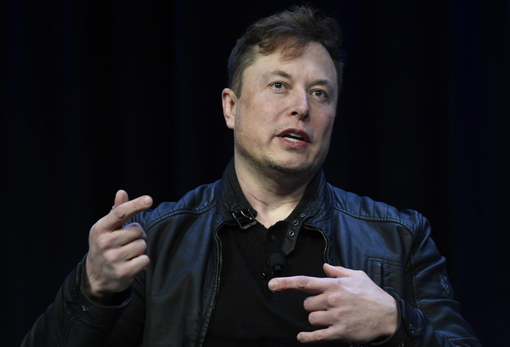 Miliardár Elon Musk zvažuje založenie vlastnej sociálnej siete. Prekáža mu obmedzovanie slobody prejavu