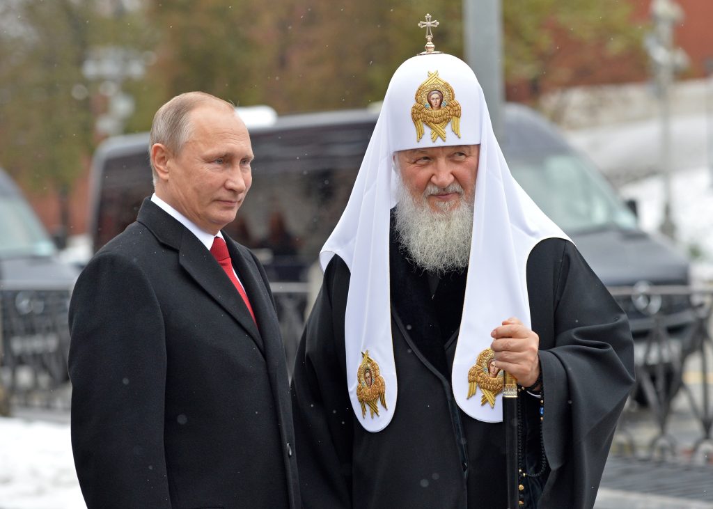 Ak je pre vás Putin dôležitejší, odneste si aspoň ruské telá, volá patriarcha Ukrajiny na duchovného brata v Moskve