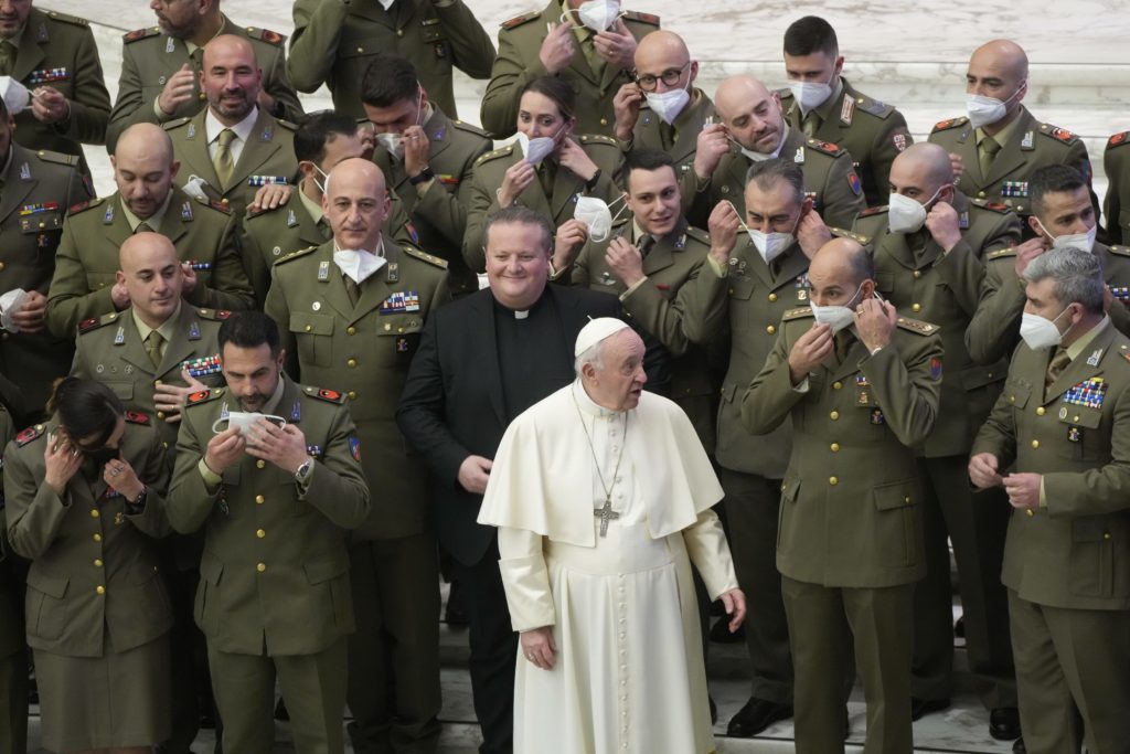 Pápež napísal do Bratislavy. Ruských vojakov nazval chudákmi, vyzval myslieť na ukrajinské deti