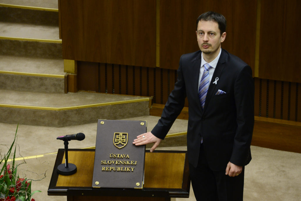 Nedeľná úvaha o Eduardovi Hegerovi. Alebo čo už treba o jeho slovách a skutkoch jasne povedať