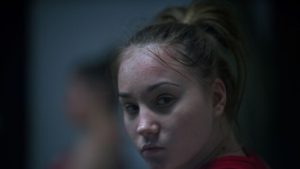 Tipy na víkend: Film o gymnastke z Kyjeva, Robert De Niro ako Al Capone a dva tipy z YouTube a Netflixu