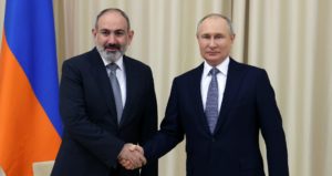 Arméni budú zrejme Rusom platiť v rubľoch nielen za plyn, ale aj za ostatné tovary