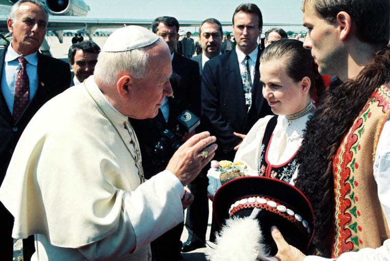 Slovenská skúsenosť života v pravde je pre postkomunistický svet stále dôležitá, vraví konzervatívny autor Weigel
