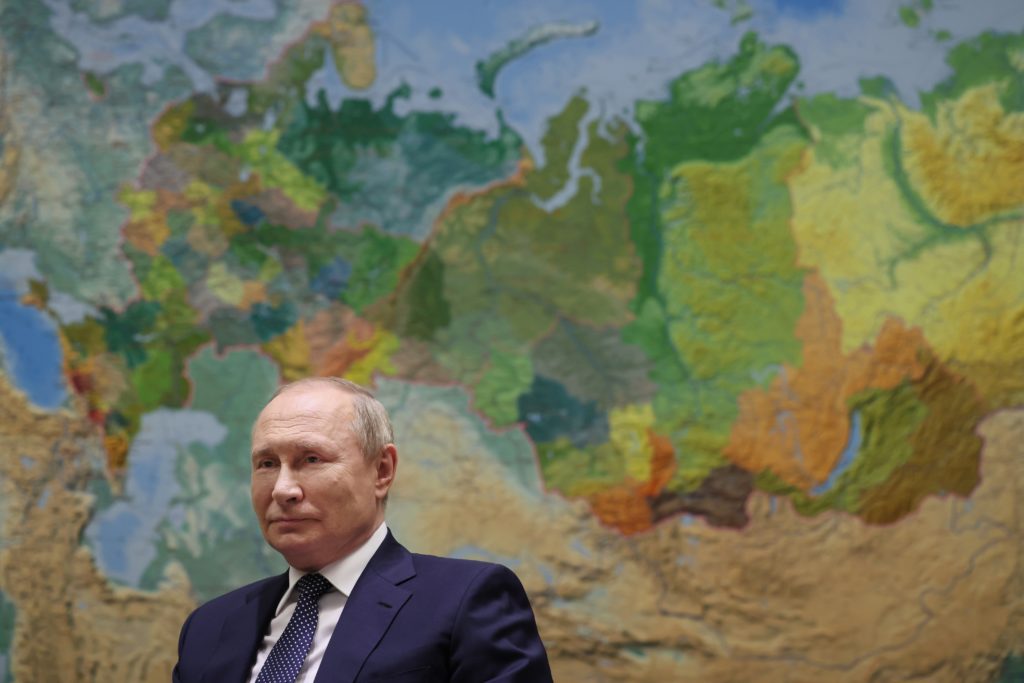 Putin: Nech nás Západ skúsi poraziť na bojovom poli. Rusko nezačalo na Ukrajine ešte nič vážne podnikať