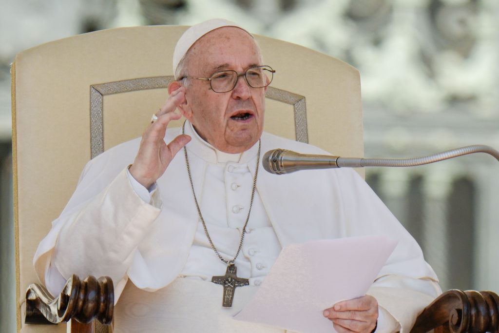 Pápež oplakal Duginovu dcéru. Ukrajinský veľvyslanec vo Vatikáne Františka kritizuje