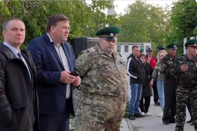 Médiá šírili hoaxy o obéznom generálovi Pavelovi, ktorého vraj Putin zo zúfalstva povolal do bojov
