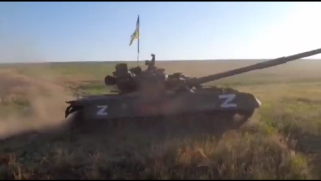 Ako kradnú českí dobrovoľníci Rusom tanky (video)