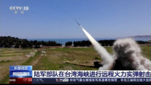 Čína vypálila niekoľko balistických striel. Mali dopadnúť do výlučnej hospodárskej zóny Japonska