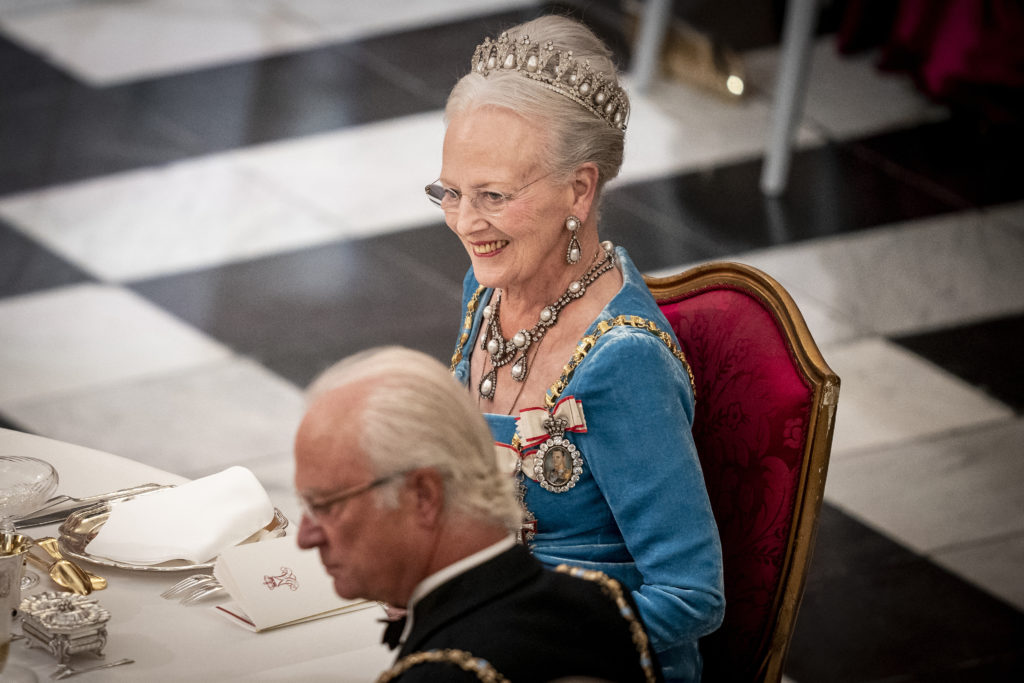 Dánska kráľovná zbavila svoje štyri vnúčatá kráľovských titulov