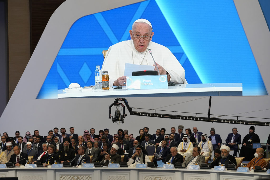 Pápež opäť hovorí o Ukrajine. Odmieta vyhrotenú konfrontáciu a žiada krok vzad