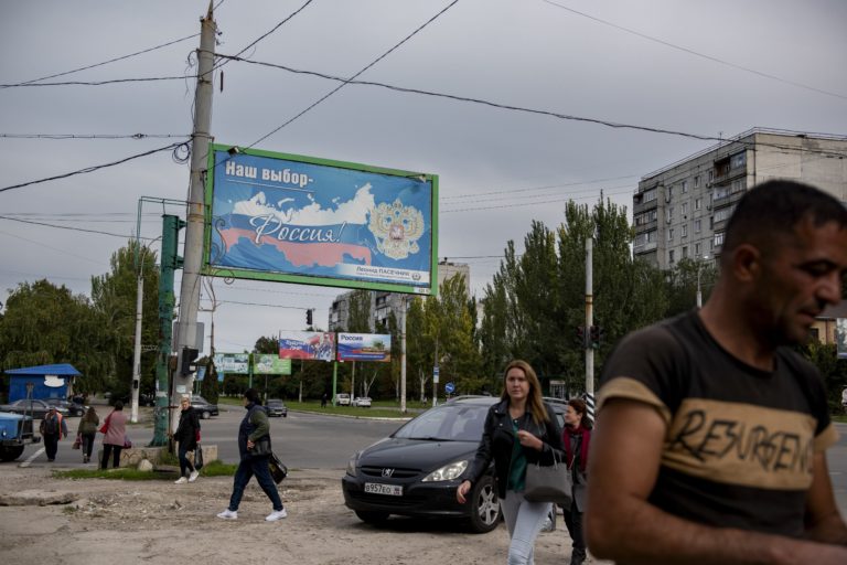Foreign Policy: Ruská piata kolóna na Ukrajine je živá a zdravá