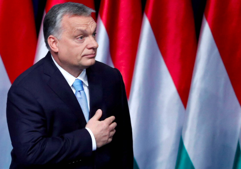 Slovinský denník Delo vyzýva EÚ na zavedenie sankcií proti Maďarsku