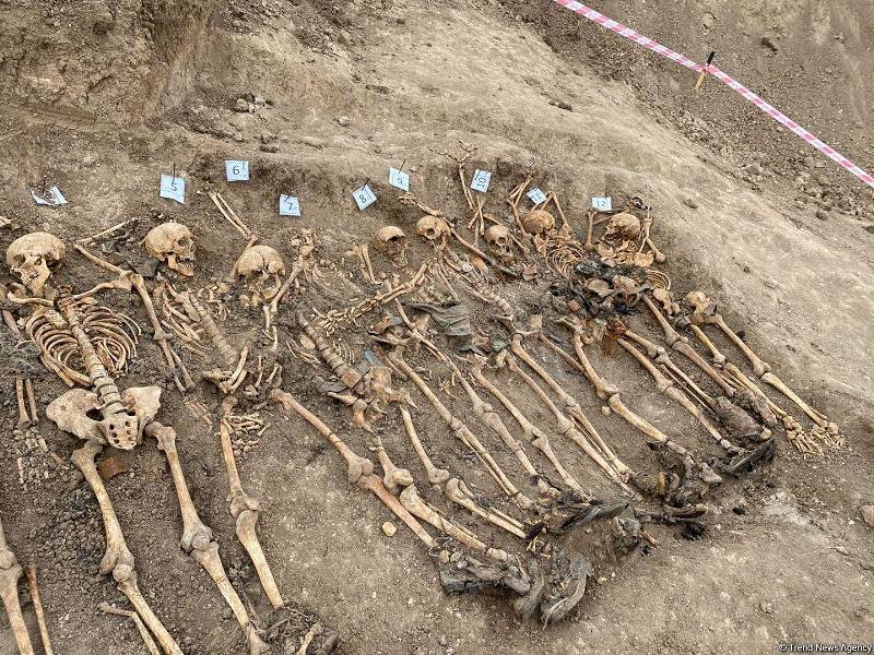 Azerbajdžan tvrdí, že v Náhornom Karabachu objavil masový hrob svojich vojakov z 90. rokov