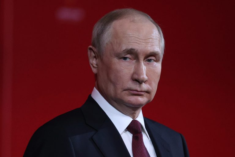 Teoretik medzinárodných vzťahov Stephen Walt: Putin sa mýlil, ale nie vo všetkom