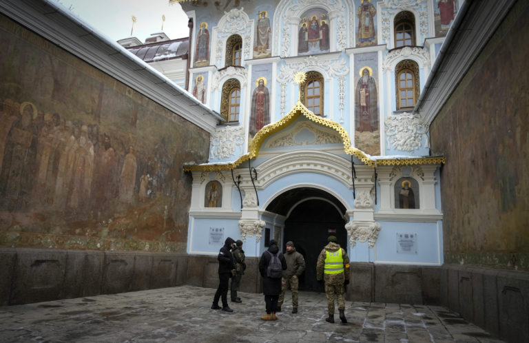 Predstavený kyjevského kláštora odmieta vysťahovanie. Obrátil sa na súd