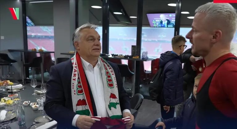 Maďarský futbalový zväz zakázal symboly Uhorska na medzinárodných zápasoch