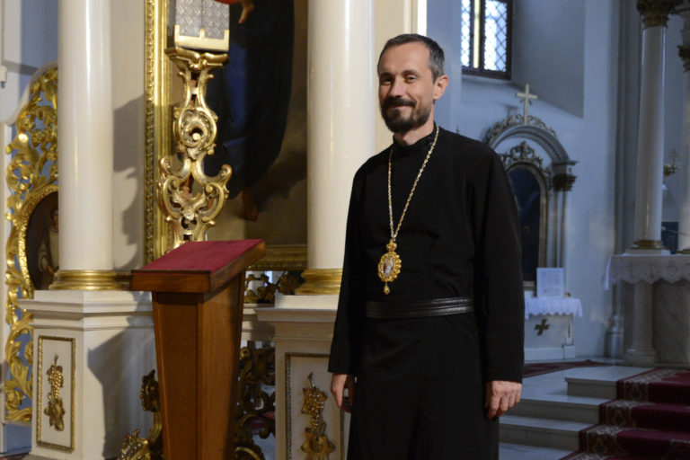 Pápež vymenoval Milana Lacha za nového pomocného biskupa Bratislavskej eparchie