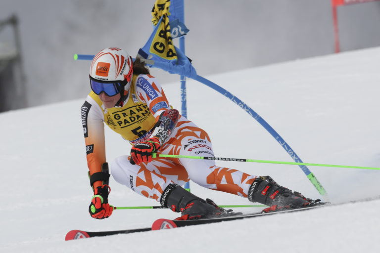Vlhová v obrovskom slalome opäť štvrtá: „Nemôžem byť spokojná“ 