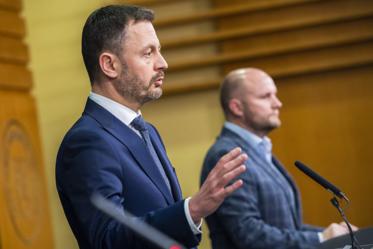 Hegerove plány s novou stranou sa rozpadli