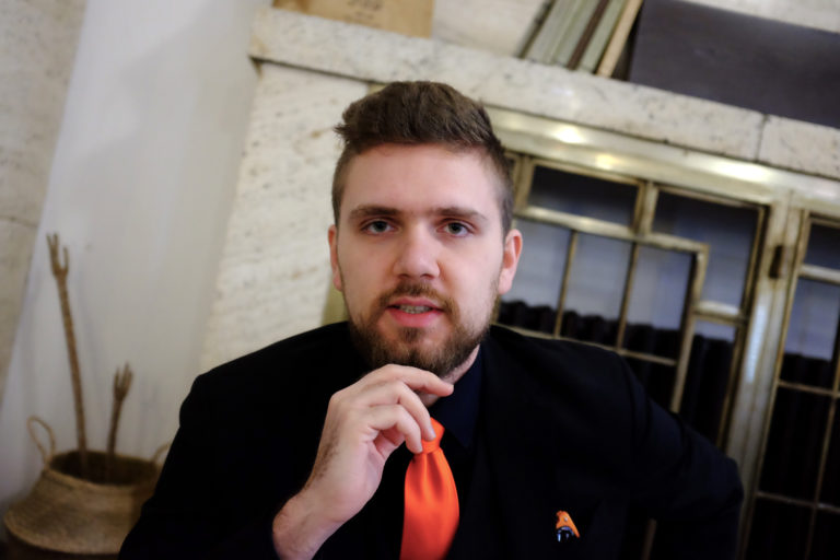 Doktorand o odvolaní Homzu: Obvinenia sú súčasťou snáh o zrušenie Katedry slovenských dejín