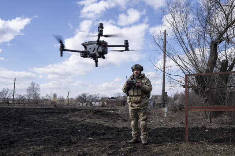 Na „ruskom“ internete sa diskutuje o údajnom chystanom útoku ukrajinských dronov
