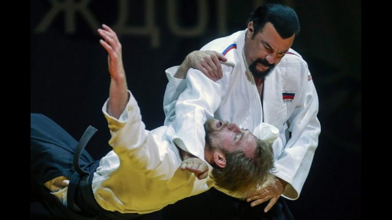 Seagal bude ruských vojakov učiť bojové umenie aikido. Ukrajinský rezort obrany ho vysmial
