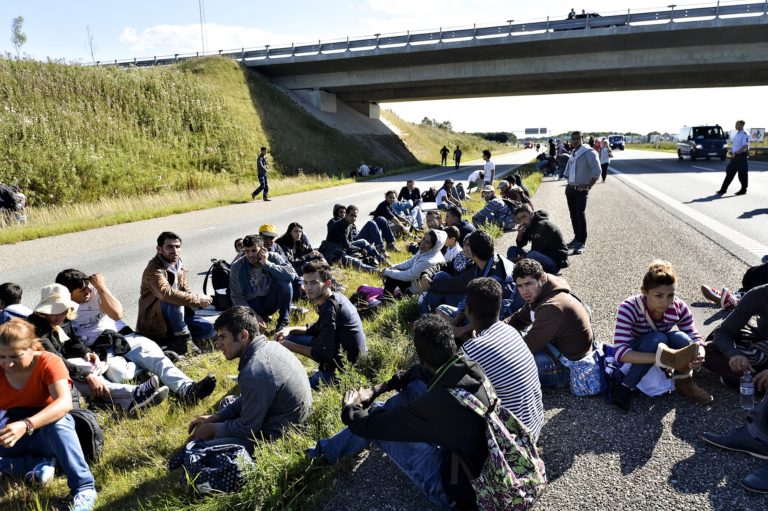 Dánsky minister pre migráciu: Uvidíme viac plotov a ostnatých drôtov. Štát musí mať hranice pod kontrolou