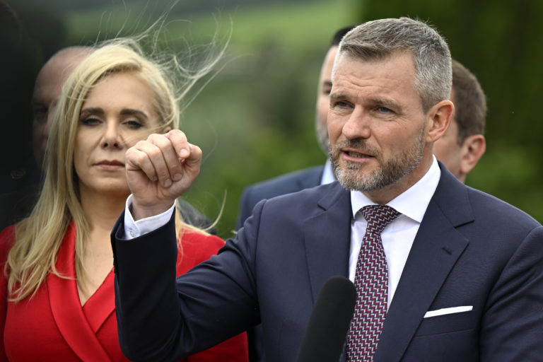 Členstvo v EÚ a NATO, odmietnutie politiky nenávisti a sociálny štát. Pellegrini odhalil podmienky pre vstup do koalície