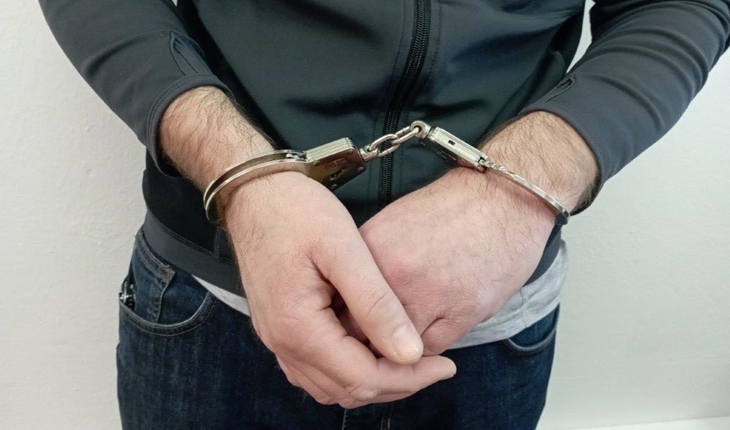 Polícia na popud Európskej prokuratúry zatkla pätnásť osôb pre údajné podvody s dotáciami