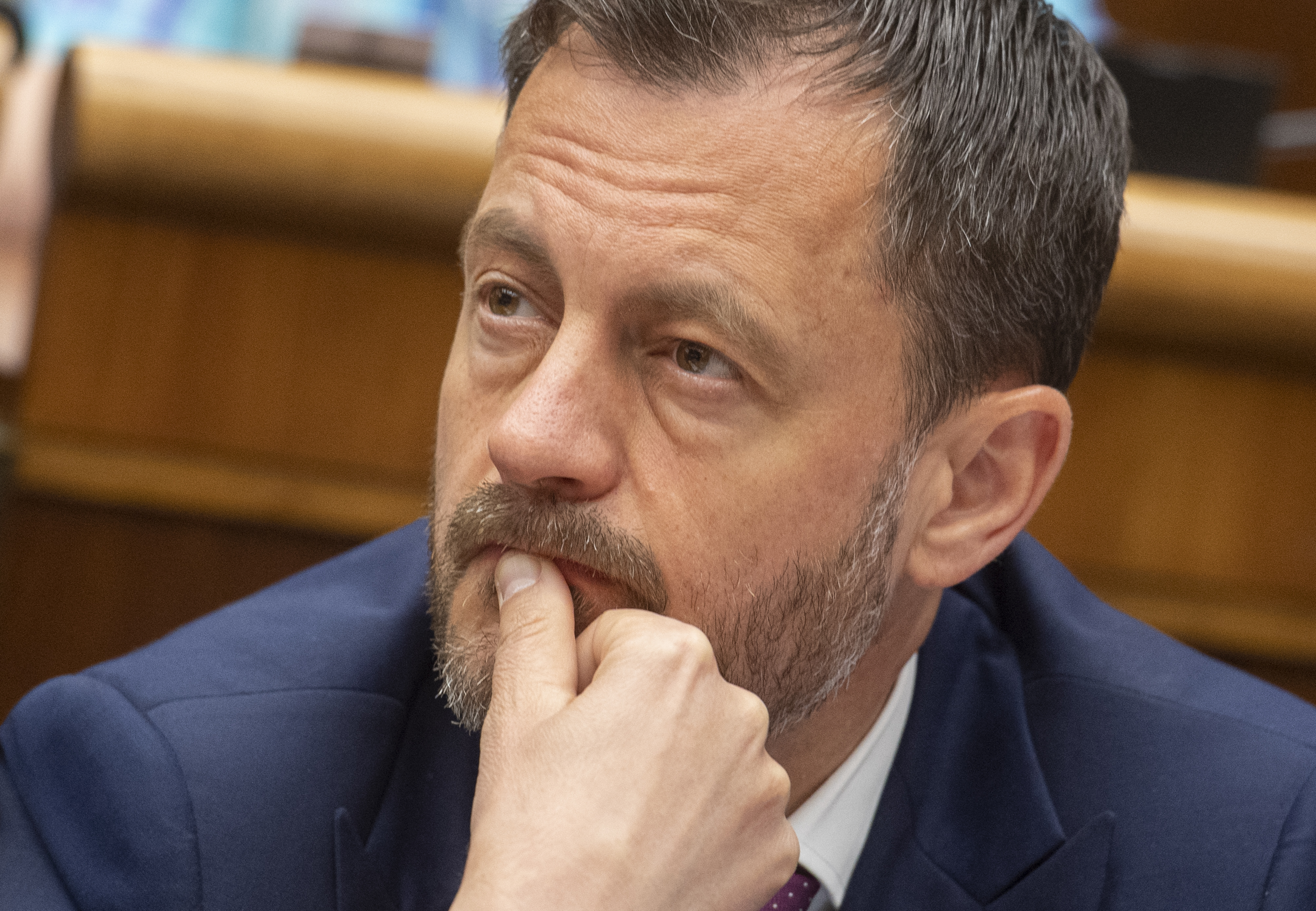 Eduarda Hegera príjmy z vodky neuživia, bude si musieť hľadať prácu