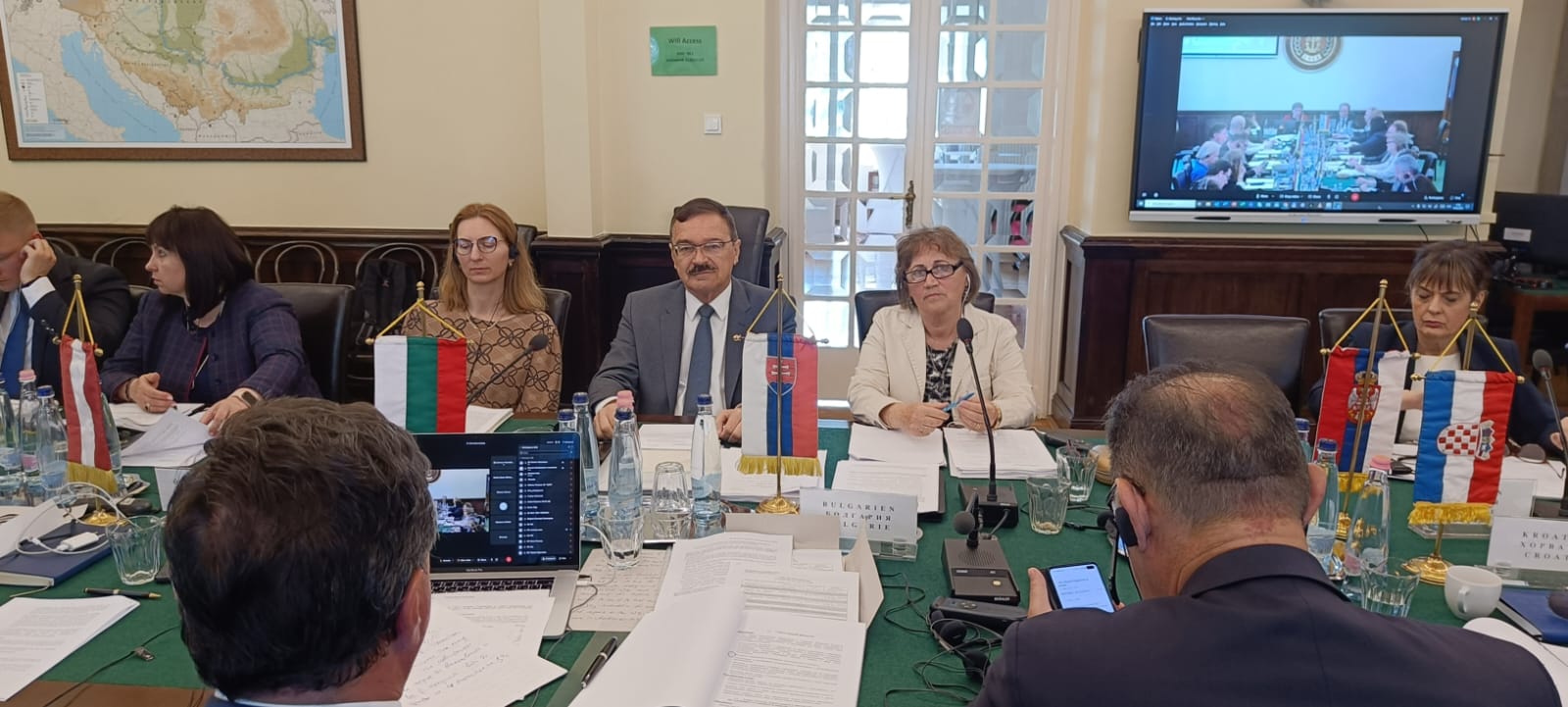 Hamžík v stopách Káčera. Slovenská ambasáda podporila dúhový pochod v Budapešti