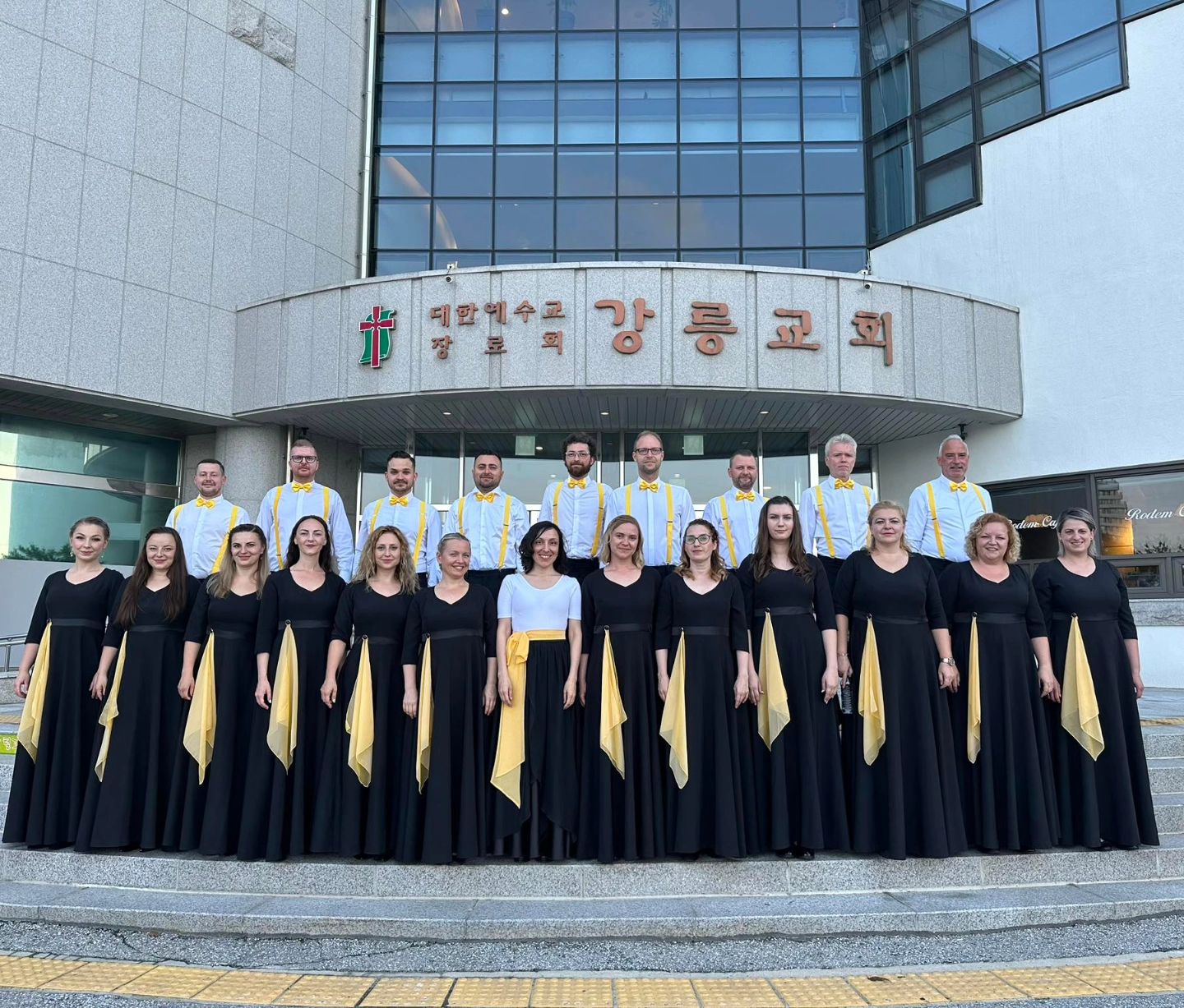 V Kórei si vyspievali dve medaily. Gratulácie patria zboru Omnia