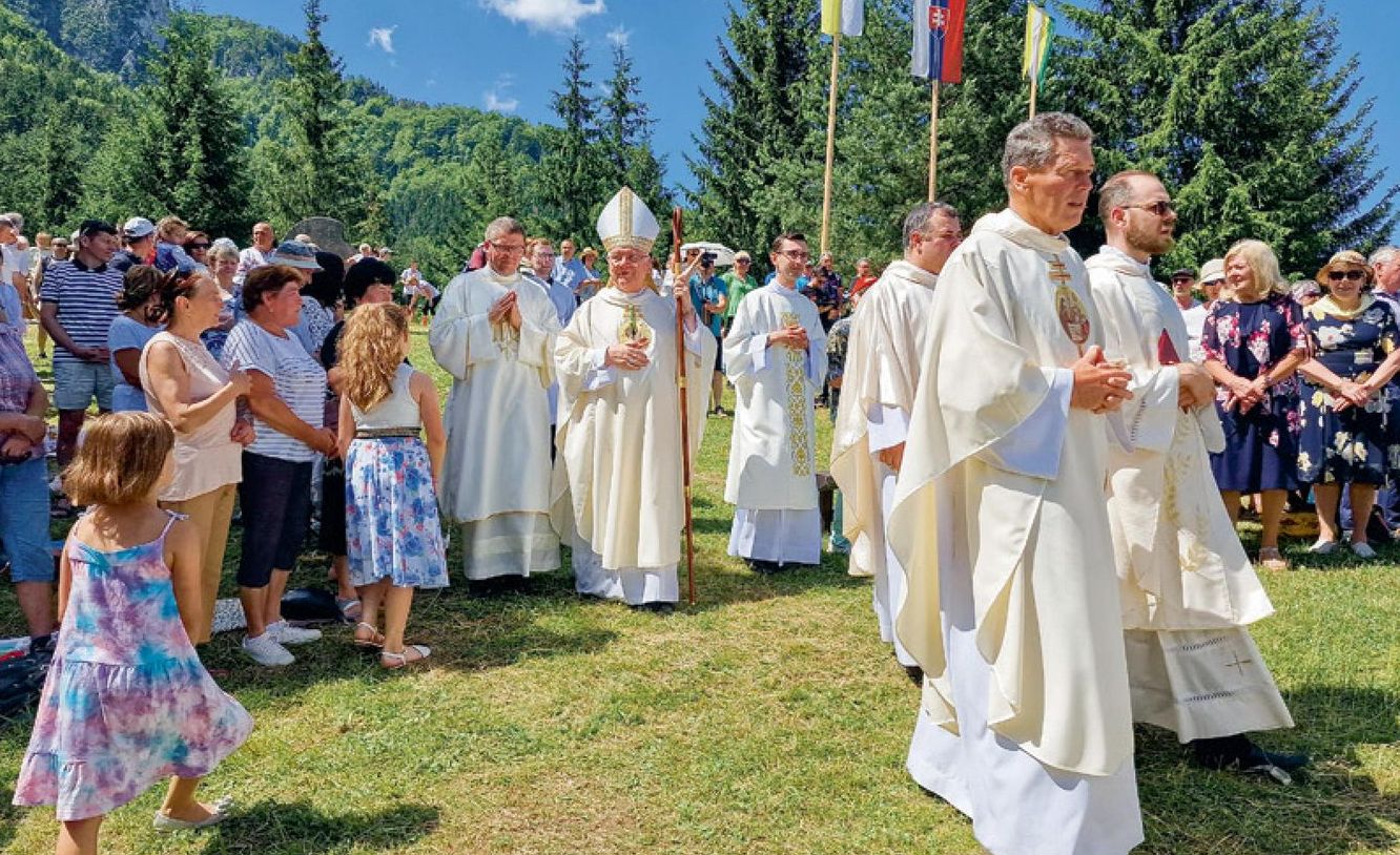 Rušia bohoslužby v prírode. Toto tu ešte nebolo, tvrdia veriaci