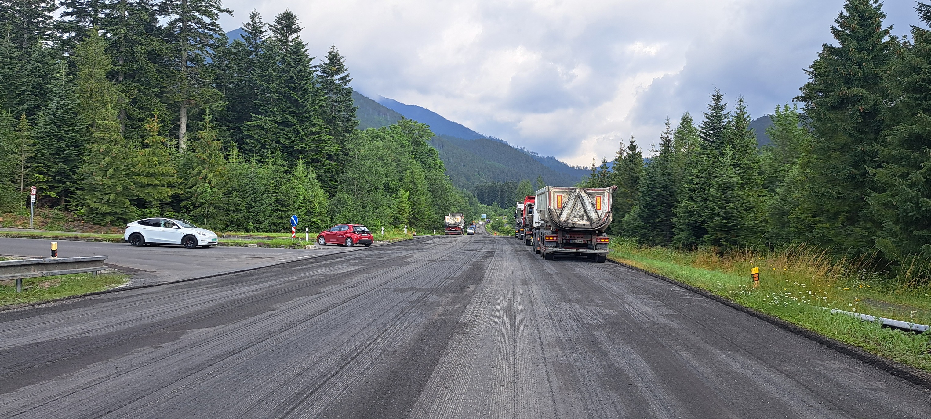 Cestu medzi Tatranskou Kotlinou a Ždiarom rekonštruujú
