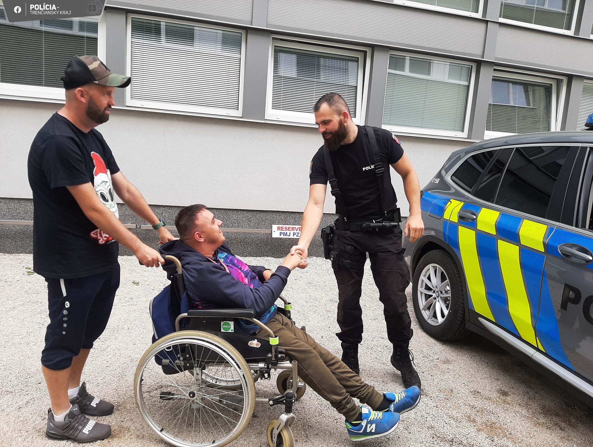 Trenčianski policajti splnili sen hendikepovanému Martinkovi