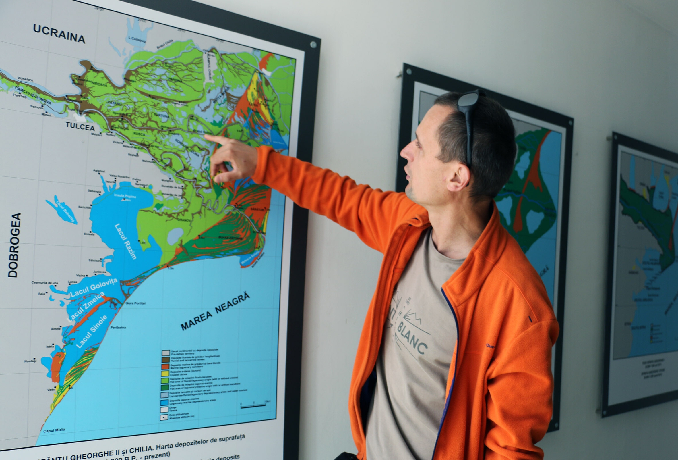 Po ruských útokoch zakotvilo pri ústí Dunaja tridsať lodí