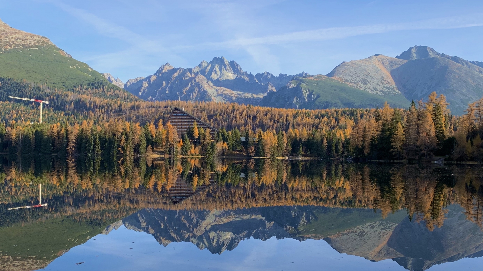 Poznáte ich všetci: Toto sa stalo s dominantami Štrbského Plesa