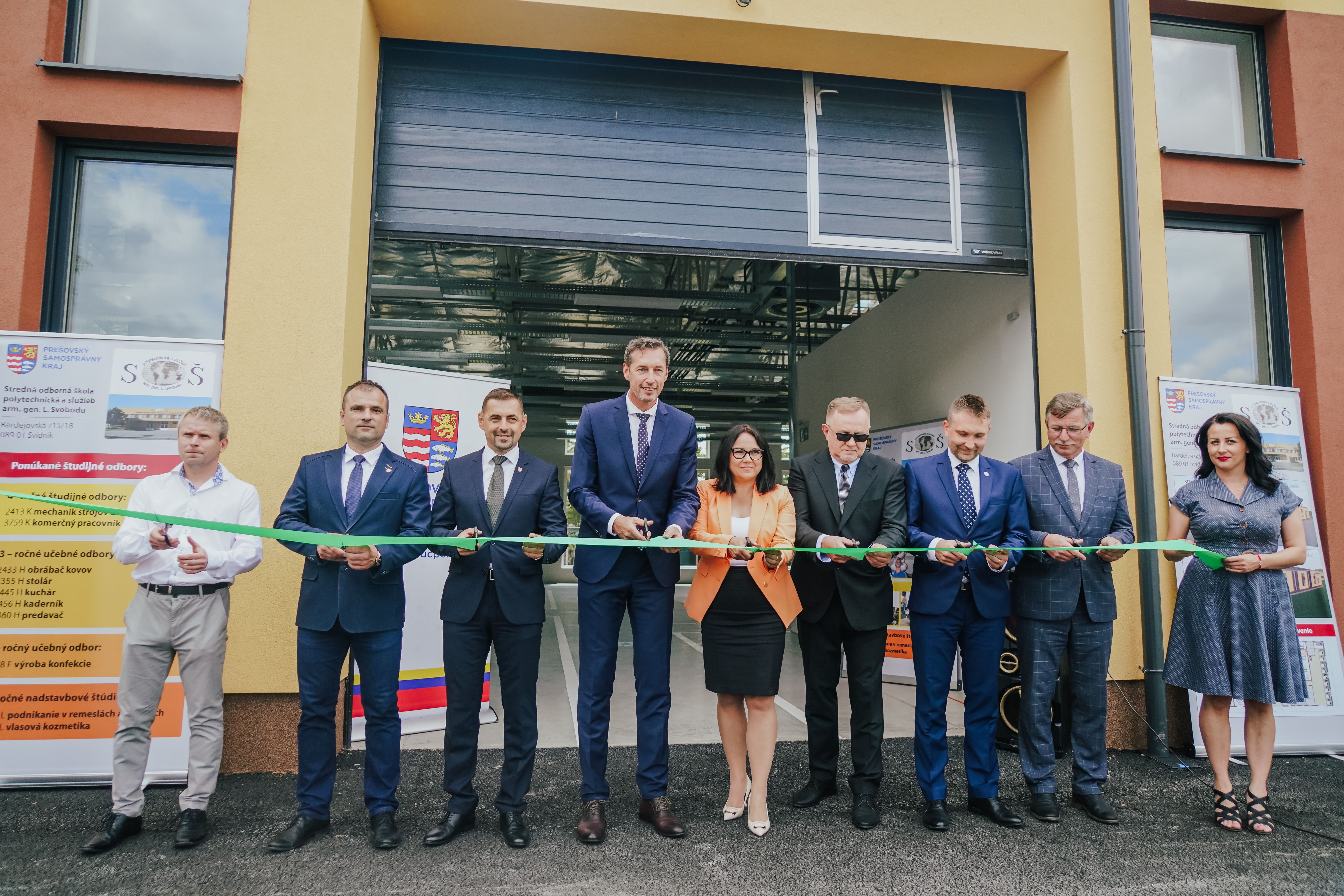 Svidnícka škola má nové dielne pre strojárov, zváračov a automechanikov