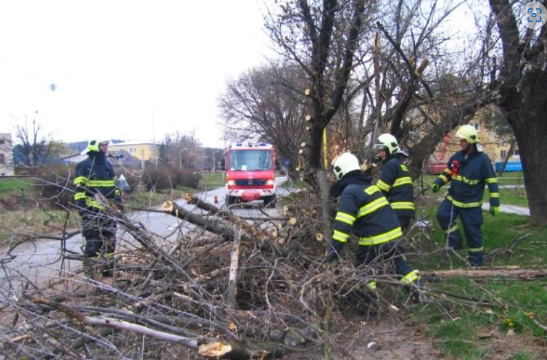 TOP 3 TIPY, ako sa chrániť počas búrok: Vedeli ste o nich?