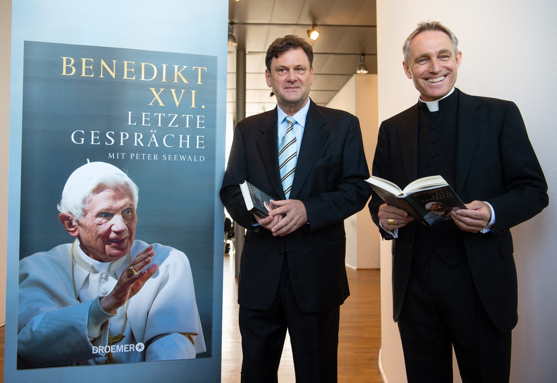 Benediktov životopisec Seewald: Za otvoreným a pokrokovým Františkom sa skrýva autoritársky vládca