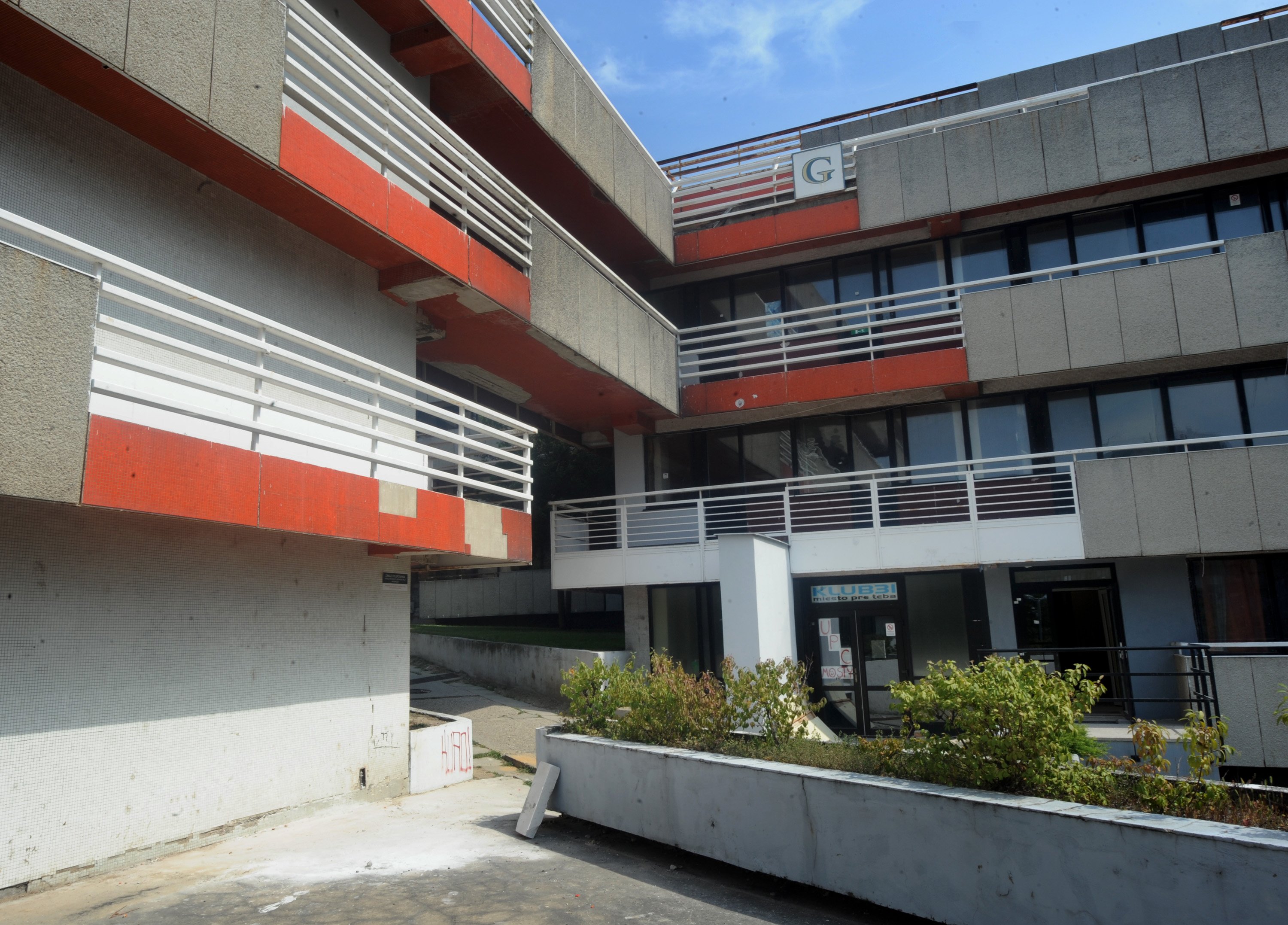 Kontrolóri upozorňujú: Študentské internáty sú v zlom stave